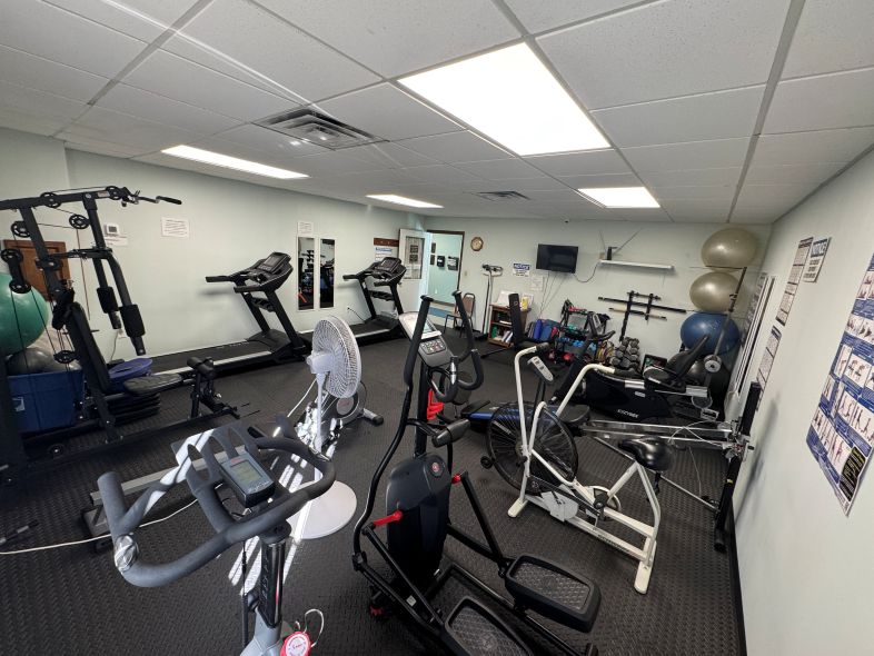 Foxwood Lake Estates Excise Room Lakeland FL